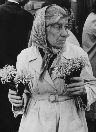 Alexander Borodulin.
Seller of lilies-of-the valley. Moscow. 
1972. 
Artist’s collection