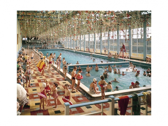 Эльмар Людвиг. Центр отдыха «Батлинс Мосни». Крытый бассейн с подогревом. 1967—1972 © John Hinde Archive