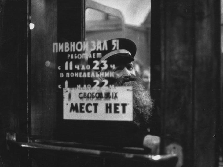 Vsevolod Tarasevich «Leningrad», 1960-s. From the collection of the «Moscow House of photography»