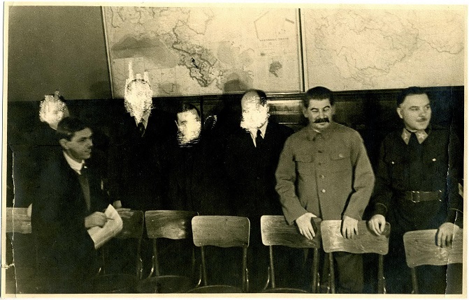 Unknown author. Participants in the meeting with Iosif Stalin and Kliment Voroshilov. Moscow, second half of the 1930s. MAMM collection