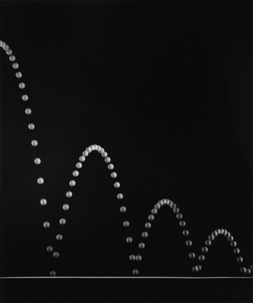 Berenice Abbott.
A Bouncing Ball in Diminishing Arcs.
1958-61.
MIT Museum Collection, Gift of Ronald A. Kurtz.
