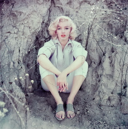 “Rock Sitting”.
1953, Los Angeles. Look Magazine.
Marilyn Monroe by Milton H. Greene.
«The Works of Milton H. Greene» presented by Chopard.
Archival Ink Jet Print, Printed with the HP Design Jet Z3200 on Innova Fine Art Paper