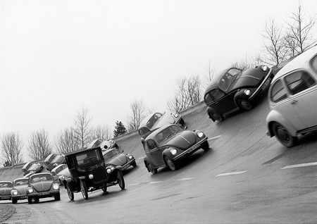 Production record: “Beetles” overtakes Ford-T. 
1972. 
Volkswagen AG Archives