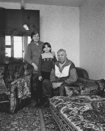 Vladimir Mishukov.
The family of a pensioner.
From a series “The cult of family”. Moscow. 
2003-2005.
The collection of the Moscow House of Photography, author’s collection