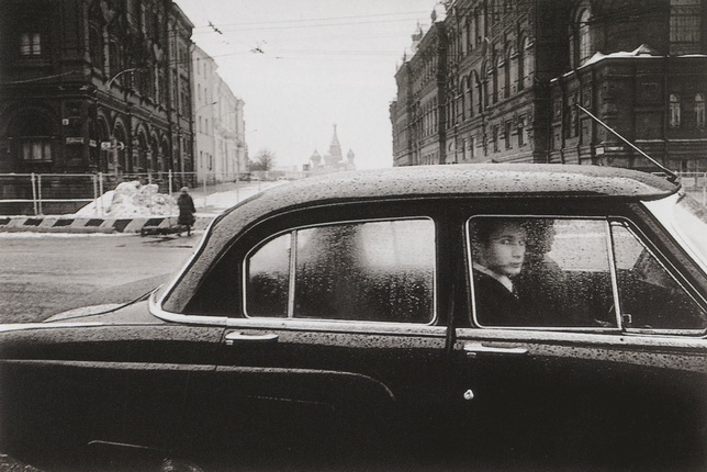 Antony Suau. The Black  Volga. Moscow. 1993