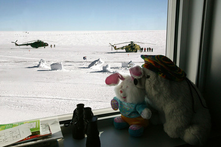 Сергей Хворостов.
Высокоширотная Воздушная экспедиция на Южный полюс. 
2007