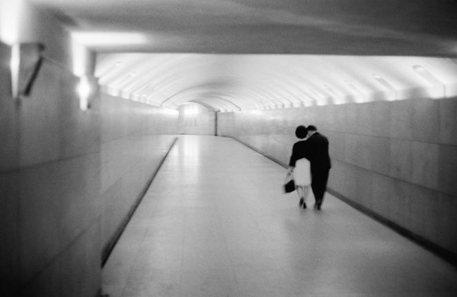 Пьер Жаме.
Влюбленные в тоннеле под площадью Звезды. Париж, 1967.
© Collection Corinne Jamet