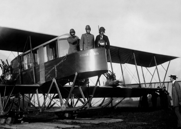 Ya. Shteinberg.
Russky Vityaz, the first multi-engine aeroplane in the world, designed by I.I. Sikorsky.
1913.
From the collection of the Central State Archive of Cinema, Photo and Phono Documents, St. Petersburg