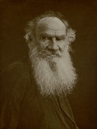 Leo Tolstoy. Yasnaya Polyana homestead. 1906.
Photo by Chertkov.
State museum of Leo Tolstoy collection