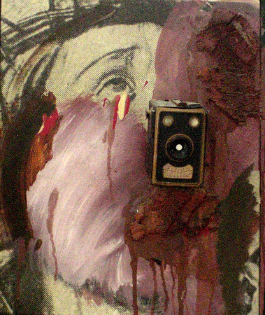 Wolf Vostell.
L’homme a la camera. 
1979. 
Technique mixte. 
Courtesy galerie Albert Benamou.