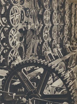 Хайн Горни.
Старый хлорино-меловый цех.
около 1935.
© Hein Gorny ─ Collection Regard