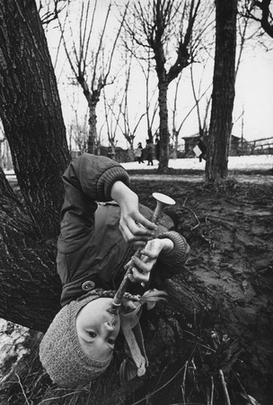 Yuriy Ribchinskiy.
Girl with pipe. Bogorodsk. 
1978