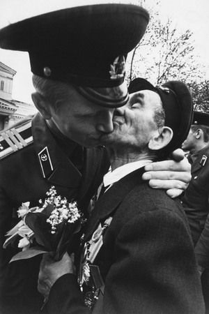 Yuriy Ribchinskiy.
Two soldiers in Komsomol’skaya square. Moscow. 
May 9, 1981