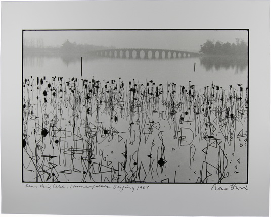 René Burri.
Kunming Lake. Summer Palace.
Beijing, China, 1964.
Gelatin silver print