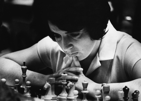 Lev Borodulin.
Women's World Chess Champion - Nonna Gaprindashvili.
1970s. 
Moscow House of Photography Museum Collection