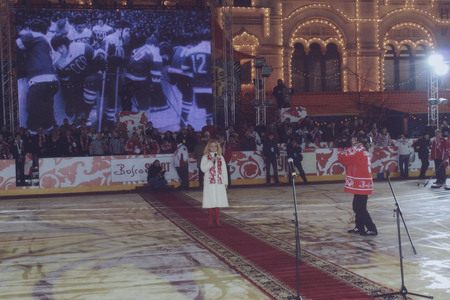 Из серии «Легенды хоккея на Красной площади. Открытие первого катка на Красной площади»