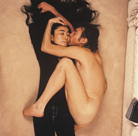 Annie Leibovitz.
John Lennon and Yoko Ono, musicians. New York.
1988.
© Annie Leibovitz