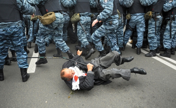 Alexander Miridonov.
Ukrainian Police Clash with Supporters of Yulia Timoshenko Near Pechorsky District Court After Timoshenko Was Sentenced to Seven Years. Kyiv, October 2011.
Courtesy Kommersant
