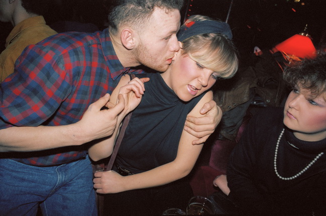 Tom Wood.
Chelsea reach nightclub, 1984.
Courtesy of artist and Eric Franck Fine Art.
© Tom Wood