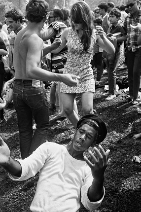 Аньес Варда.
Любовь в Гриффит-парке. 
Лос-Анджелес, 1968.
Предоставлено автором
 © Аньес Варда