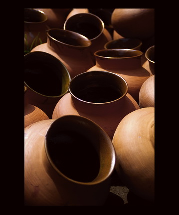 Dolores Dahlhaus.
Earthenware pots for everyday use.
Mexico, 2010-2012.
Colour print.
Collection of the Mexican Secretariat of Foreign Affairs