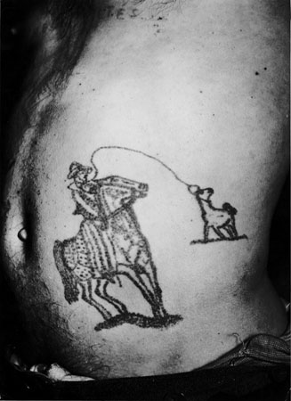 Робер Дуано.
Татуировка. 
1950. 
Собрание Национального фонда современного искусства - FNAC, Париж