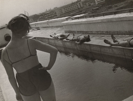 Alexander Rodchenko.
Morning gymnastic on a roof. A student’s hostel in Lefortovo. Moscow. 
1932. 
Private collection