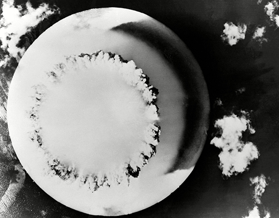 Operation name: Crossroads.
Test name: Baker.
Date and time: July 25, 1946, 08:35.
Test location: Bikini Atoll, Pacific Ocean.
Explosion type: underwater bomb.
Explosive placement depth: 27.5 m.
Yield: 21 kilotons.
Photograph taken from aboard an unmanned aircraft flying over the epicentre of the explosion.