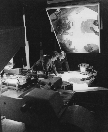 Тарасевич В.С.
В физической лаборатории.
Москва. 1964
Серебряножелатиновый отпечаток