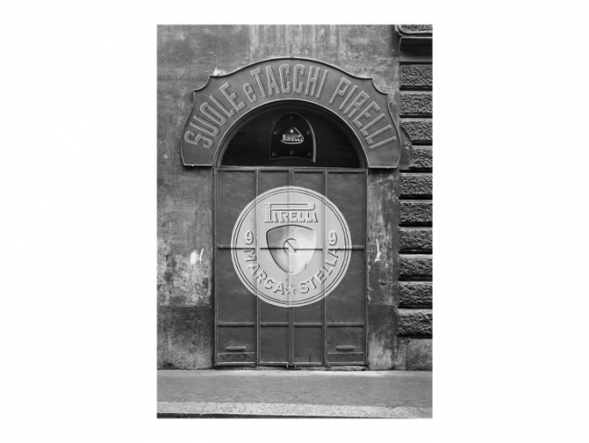 Джироламо Бомбелли.
Розничная торговля обувной продукцией Pirelli.
Милан, 1922
© Collezioni ICCD, Roma