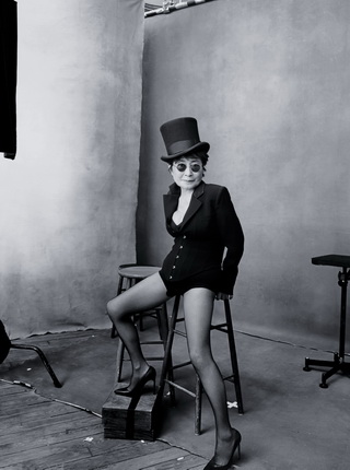 Annie Leibovitz.
Yoko Ono. October.
2015.
Courtesy of Pirelli