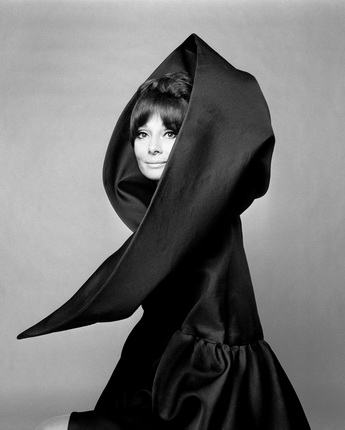 Gian Paolo Barbieri.
Audrey Hepburn in Valentino. Vogue Italia. Rome. 1969.
© GIANPAOLOBARBIERI.
Courtesy Gian Paolo Barbieri