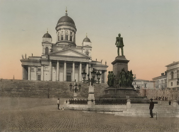 Неизвестный автор.
Гельсингфорс. Памятник Александру II.
1900-1910-е.
Фотохром.
Собрание МАММ/МДФ