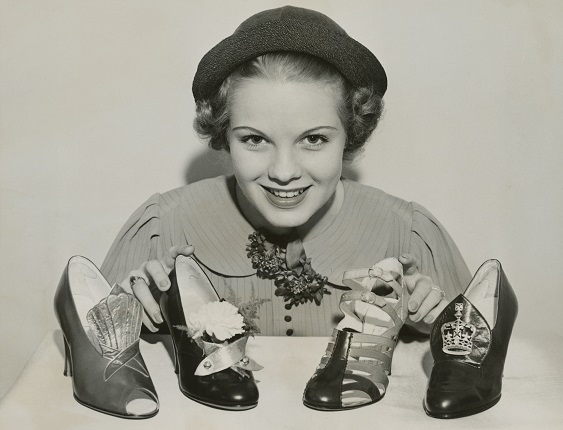 Неизвестный автор.
Выставка обуви в отеле «Уолдорф Астория»
Нью-Йорк, США,
1936.