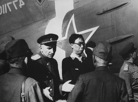 Anatoli Egorov.
Arrest of Emperor Pu-I. China. 
1945