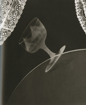 Iwata Nakayama.
Composition (Lace and Glass),
1930—1935.
Gelatin silver print.
Collection of the Iwata Nakayama Foundation. 
Courtesy of the Hyogo Prefectural Museum of Art