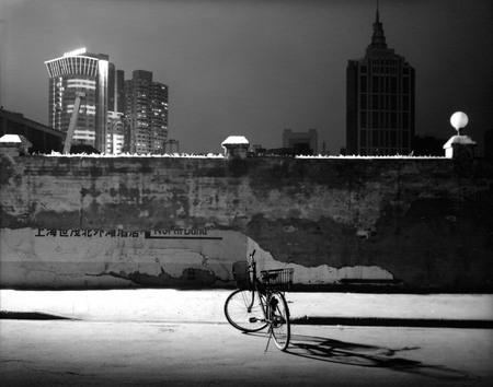 Богдан Конопка.
Шанхай, Китай. Из серии «Невидимый город». 
2004. 
© Bogdan Konopka.
Courtesy Galerie Françoise Paviot, Paris