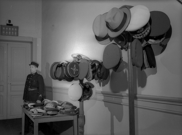 Головные уборы участников Потсдамской конференции. Июль. 1945