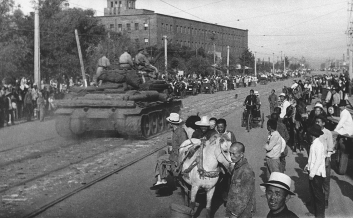 16 сентября 1945 г в харбине. Харбин парад Победы 1945. Вступление красной армии в Харбин. Парад в Харбине 1945г. Парад Победы в Харбине 1945 год.