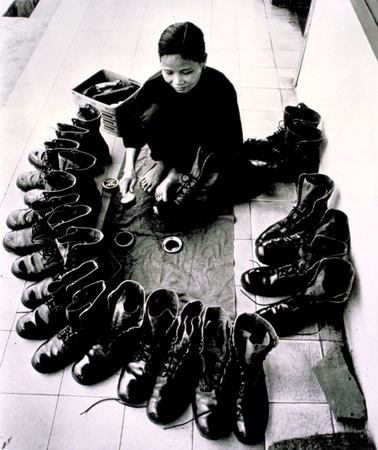 Кристин Спенглер.
Уход американцев, Вьетнам. 
1973