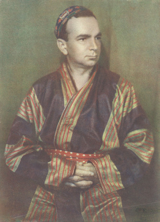 Sergey Shimansky.
Self-portrait in oriental robe. 
End of 1930s. 
“Moscow House of Photography” Museum