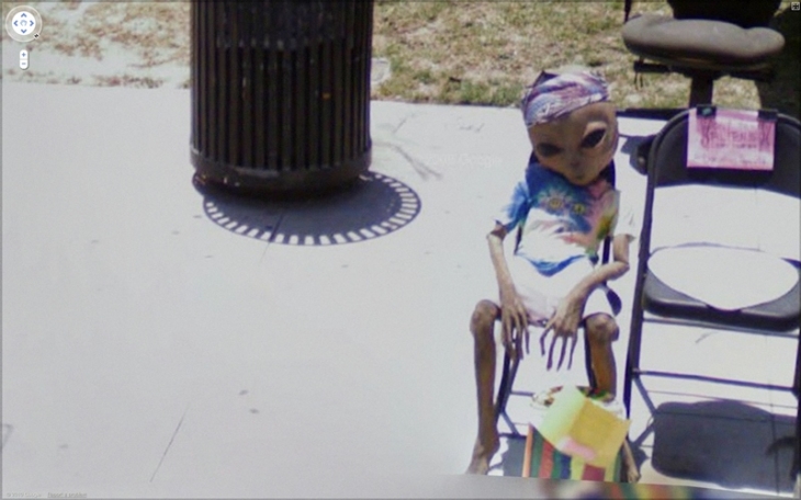 Джон Рафман.
Оушен Фронт Уок, 1576, Лос-Анджелес, штат Калифорния, США.
Из проекта Джона Рафмана «Девять глаз Google Street View», 2008–2012.
Цифровой отпечаток.
Собрание Джона Рафмана, Монреаль