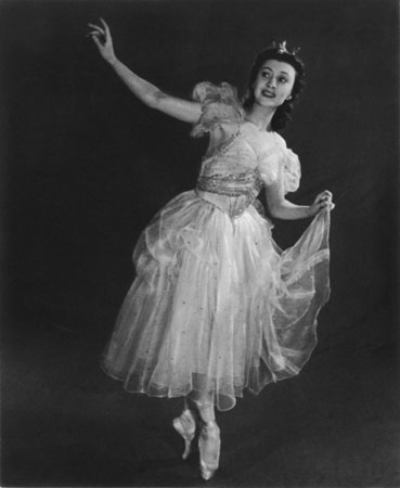 George Petrusov.
Cinderella. 
Cinderella – Raisa Struchkova. 
Late 1940s