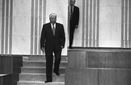 Эдди Опп.
Борис Ельцин и Александр Коржаков. 
1994. 
Москва