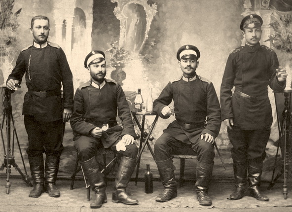 Штейнгуз.
Солдаты. Фотография на память. 1901.
Собрание МАММ