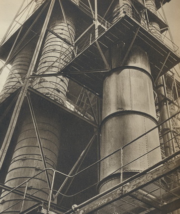 Хайн Горни.
Щелочная башня.
Около  1935 г.
© Hein Gorny ─ Collection Regard