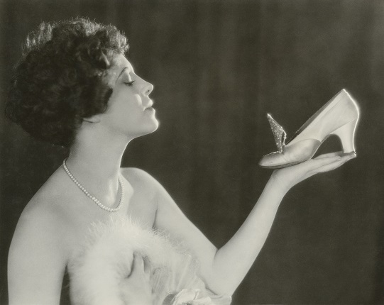 Неизвестный автор.
Салли Рэнд в фильме “The Dress Maker From Paris”. 
США, 1925.