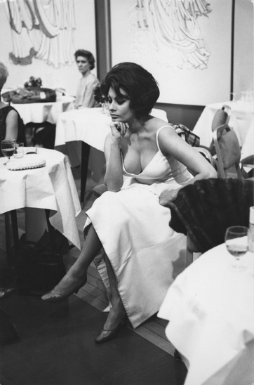 Софи Лорен (Sophia Loren) , «Графиня из Гонконга» (A Countess From Hong Kong, 1966)