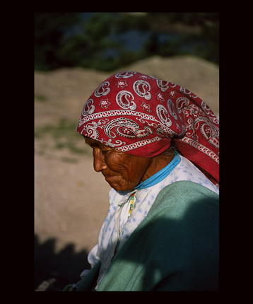 Dolores Dahlhaus.
Rarámuri Indian woman from the Tarahumara uplands (Chihuahua state).
Mexico, 2010-2012.
Colour print.
Collection of the Mexican Secretariat of Foreign Affairs