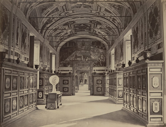 Altobelli & Molins.
Vatican. The interior of Vatican Apostolic Library.
1860s.
Albumen print